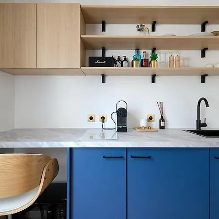 Design Equipe Avec Balcon